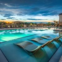 Spacious 1 BR Apt|King Bed| Pool|Gym|Clse 2 Beach. - B&B Jacksonville