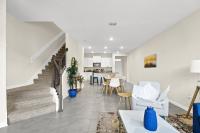 Luxury 3BR Townhome | Pool | Gym | Close 2 Beach. - B&B Saint Augustine