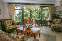 Shana Residences 310 Sea View Condo Walk to beach - Chambres d’hôtes Manuel Antonio