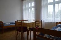 Chambre Quadruple avec Salle de Bains Commune