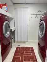 4 Bedroom Stoney Creek Nature Oasis Sauna, Games & Luxury Comfort - Chambres d'hôtes Hamilton
