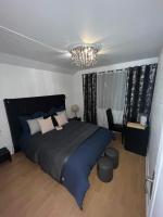 Camera Matrimoniale con Vista Montagna