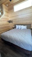 057A Stargazers Loft Modern Cabin 20 minutes from Grand Canyon South Rim - Sleeps 4 - Chambres d'hôtes Valle