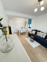 Cathedral Apartment City Center with Parking - Bed and Breakfast Iași