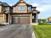 Escape to Niagara 6 bedrooms, 5 baths with a game room, arcades - B&B Thorold