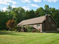 Visit Chill House 15 miles from Windham Hot Tub and Ping Pong - Bed and Breakfast Cairo