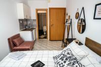 VPG Minimal Studio - B&B Salónica