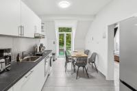 Jenapartments 4SZ 8P Zentral, Terrasse, Waschtrockner - B&B Jena