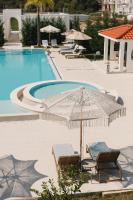 Camera Matrimoniale con Vista Piscina