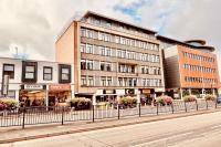 The Opulent Property Project Penthouse Chelmsford 2 Bed 2 Bath Sleeps 6 Free Parking Ideal for long stays, corporates, families, Insurance - B&B Chelmsford