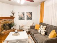 Tally Town Gem 2bdr 2 Ba townhome - B&B Tallahassee