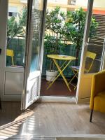 Bel appartement spacieux avec joli balcon arboré, calme, bien situé, centre ville - Chambres d'hôtes Nice