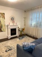 Central Bliss 3 rooms - B&B Iași