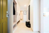 One-Bedroom Apartment with Balcony