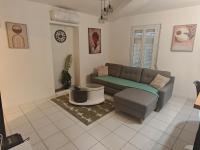 F1 220 metre de la GARE - B&B Perpignano