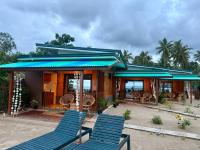Kattegat Beachfront Villa - B&B El Nido