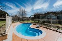 Madeira Cottage - Country Comfort with Pool - Ferienwohnung Mudgee