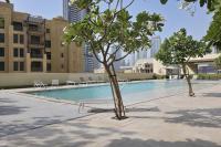 Arthouse Royale - 2BR with Burj Khalifa Views, Swimming Pool & Gym - Ferienwohnung Dubai