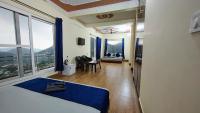 Quadruple Room with Balcony
