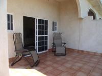 Zimmer 4 mit Queensize-Bett und Balkon