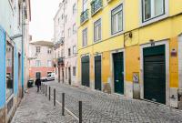 Explore Vibrant Lisbon from a Designer Loft at Casa da Barroca - Ferienwohnung Lissabon