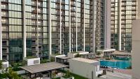 Chic Urban Escape Sobha Crest 1BR with Private Balcony - B&B Dubái