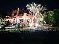 El Gouna Nubian Lagoonfront Villa - 4BR, 9 Guests - B&B Hurghada