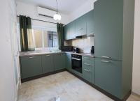 Modernised Top Floor Apartment with Back Balcony - Close to Balluta & Exiles Beach - B&B Sliema