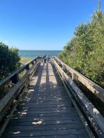 Casa del Mar - Bold, Bright & Steps to the Sand! - B&B Norfolk