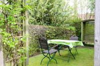Historisches Bauernhaus Zingst Ferienwohnung Meuder-Heuboden - Bed and Breakfast Zingst