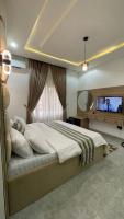 2 Bedroom Luxury Smart Home Apartment, Jahi Katampe ext - B&B Abuja