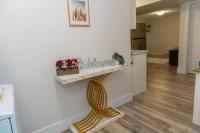 Luxury One Bedroom Private Apartment just 7 minutes from the Airport - Chambres d'hôtes Dieppe