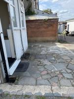 Kingsbury Service Accommodation - B&B Colindale