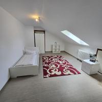 Tweepersoonskamer met Gedeelde Badkamer