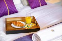 Bright and Cosy 3-bedroom Home near Manchester - Free parking - Sleeps 6 - Chambres d'hôtes Manchester