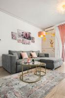 Moonlight Flower - B&B Mamaia