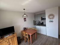 Appartement cosy 4 pers, balcon ensoleillé, Alpe d'Huez - FR-1-405-372 - Chambres d'hôtes L'Huez