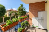 Bright apartment with terrace near the subway - B&B Milan