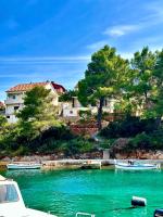 Apartmani Bah Basina - B&B Vrboska