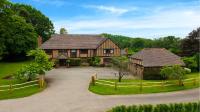 Countryside Manor House and Estate with Rural Views and Pool - Chambres d'hôtes Haslemere