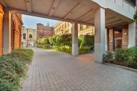Modern Apartment with AC & parking Near Piotrkowska by Noclegi Renters - Chambres d'hôtes Łódź