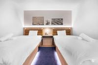 Modern 1BD & Den With City Views - B&B Miami