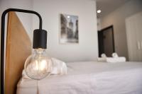 Artes 32-4 - Private sunny terrace & 2 baths - B&B Valencia