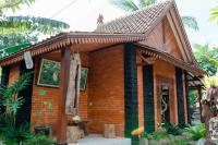 Homestay Pondok Jepun Banyuwangi - B&B Dadapan