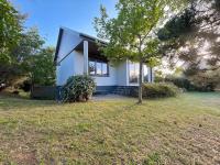 Maison atypique -Jardin, terrasse & cabane perchée - B&B Varaville