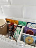 Zone 2 Modern 1 bed Flat with Seperate Office - Bed and Breakfast Londen