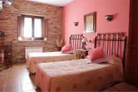Twin Room with Private Bathroom