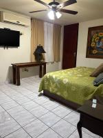 Hotel oasis suites - B&B Delicias