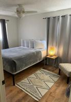 Awesome Las Vegas 4 Bdrm 2 Bath home off Strip - B&B Las Vegas