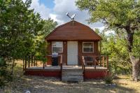 Cozy Cabin Glamping Site in Eldorado, Perfect for Romantic Getaways Exploring Texas - B&B Sonora